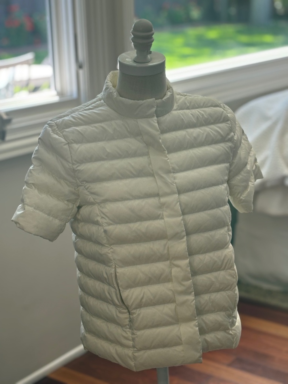 J.McLaughlin Amira Short Sleeve Puffer Jacket